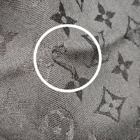 ❗SOLD❗ Monogram Classic Shawl - Picture 13 of 15